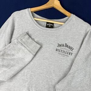 Jack Daniels Distillery Graphic Crewneck Sweatshirt Gray Logo Men Sz 2XL Whiskey